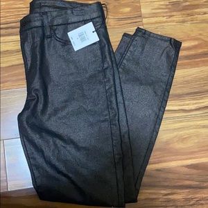 Seven for all mankind shiny black jeans NWT